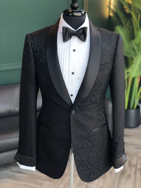 Black Tuxedo Wedding, Suit For Men Wedding, Black Tuxedo Suit, Indian Wedding Clothes For Men, Stylish Mens Suits, Bespoke Suits, Black Dinner, Classy Suits, Dress Suits For Men