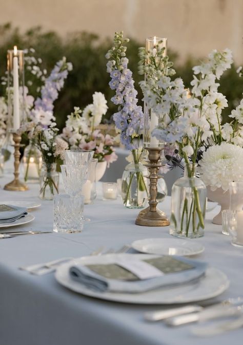 Light Wedding Flowers, Table Decor Lavender, Wedding Flowers Light Purple, Wedding Table Decorations Light Blue, Light Blue Purple And White Wedding, Blue And White Floral Centerpieces Wedding, Candles Flowers Wedding, Wedding Tables White Tablecloth, June Wedding Table Settings