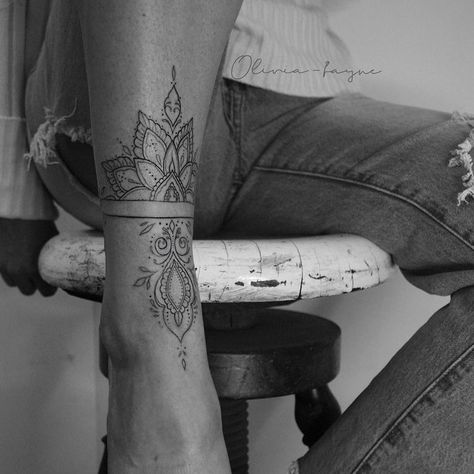 Ankle Tattoo Mandala, Ankle Tattoos For Women Mandala, Ankle Cuff Tattoo, Mandala Foot Tattoo, Wrap Around Ankle Tattoos, Leg Tattoos For Women, Mandela Tattoo, Cuff Tattoo, Shin Tattoo