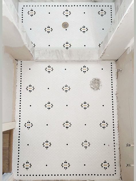 Powder Room With Penny Tile Floor, Diy Floor Tile, 1930 Bathroom, Entryway Addition, Patterned Tile Floor, Vintage Bathroom Floor, Mudd Room, Penny Tiles Bathroom, Penny Tile Floors