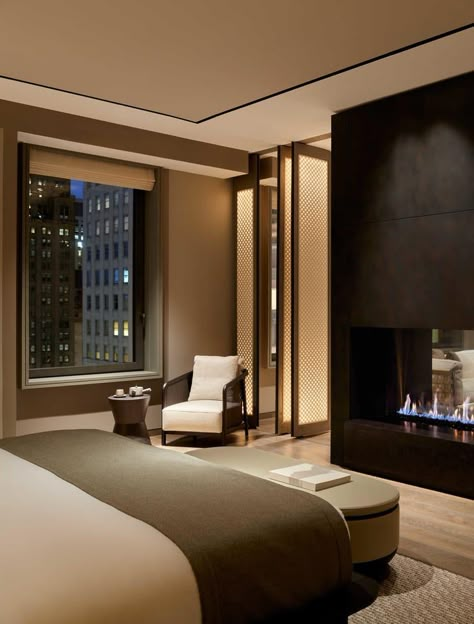 Aman New York, Aman Hotel, Hotel Bedroom Design, Hotel Room Interior, Luxury Hotel Bedroom, San Myshuno, Interior Hotel, Luxury Hotel Room, Dining Table In Living Room