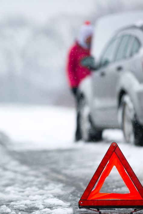 It’s balmy outside, but Old Man winter is about to rear his head. If you’re not prepared, you may just get stranded. Freezing temps can pose a number of health issues to your car. Here are 8 tips to prep for winter before the chill sets in. Winter Emergency Kit, Winter Preparedness, Winter Driving Tips, Winter Safety, Car Emergency Kit, Winter Survival, Survival Items, Winter Driving, Winter Car