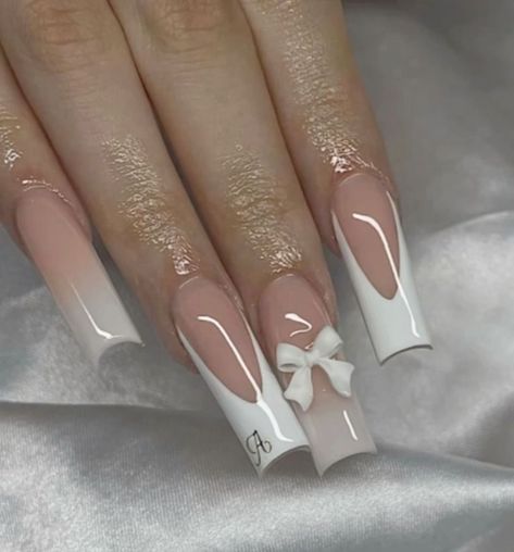 French Tip Nail Designs, Long Acrylic Nail Designs, Girly Acrylic Nails, French Tip Acrylic Nails, Simple Acrylic Nails, French Acrylic Nails, Acrylic Nails Coffin Pink, Long Square Acrylic Nails, Unique Acrylic Nails