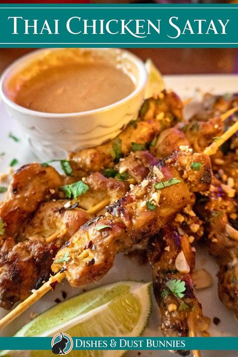 Satay Marinade, Chicken Satay With Peanut Sauce, Thai Chicken Satay, Chicken Satay Skewers, Chicken Satay Recipe, Satay Recipe, Restaurant Appetizers, Spoon Fork Bacon, Grilled Chicken Skewers