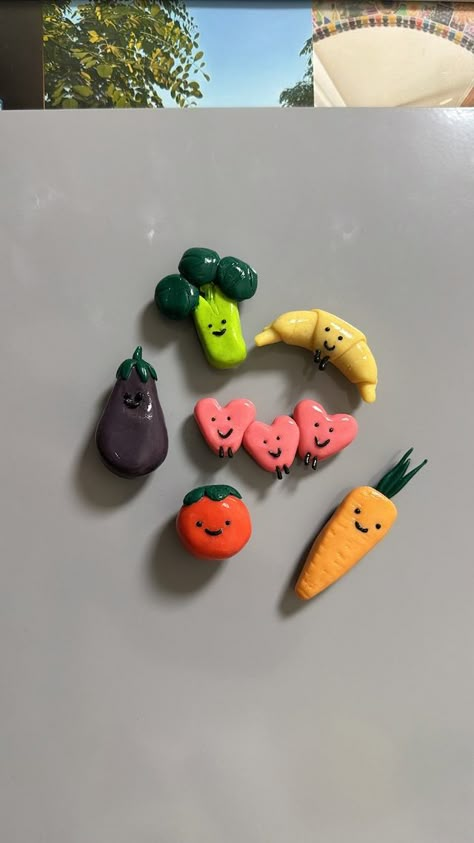 jennafunmagnets - Etsy Jellycat Magnets, Cute Decor Items, Easy Clay Magnet Ideas, Dry Clay Magnets, Garden Clay Ideas, Cute Polymer Clay Magnets, Clay Magnets Easy, Clay Crafts Magnet, Clay Shapes Ideas