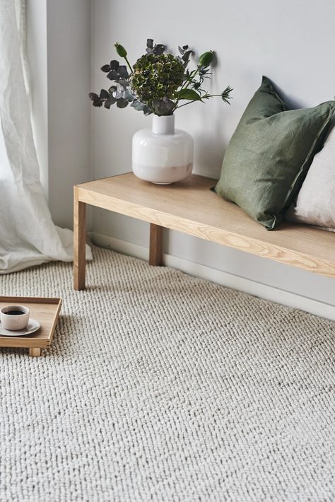 Flock wool carpet natural white from Scandi Living - NordicNest.com Nordic Interior Design Bedroom, Scandinavian Bedroom Nordic, Bedroom Scandinavian Style, Bedroom Nordic Style, Norwegian Home, Scandi Rug, Scandi Bedroom, Bedroom Scandinavian, Scandi Living