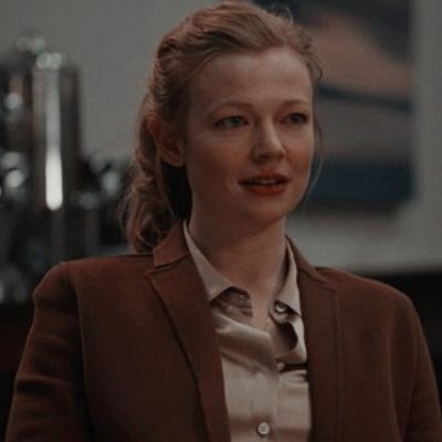 Siobhan Roy Style, Siobhan Roy, Shiv Roy, Who Would Win, Sarah Snook, Hbo Series, Beauty Shoot, Stylish Work Outfits, I Have A Crush