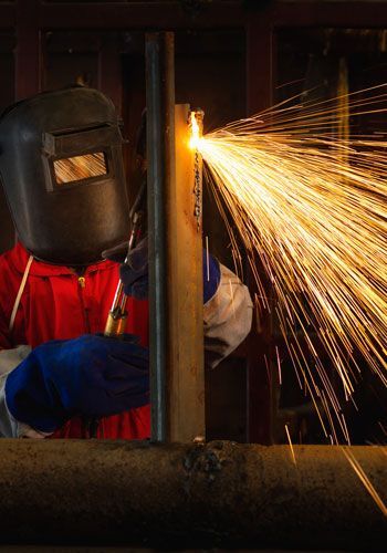 Welding Pta Programs, Welding Certification, Shielded Metal Arc Welding, Emergency Response Plan, Financial Aid For College, Model School, Electric Welding, Respiratory Care, Welding Helmet