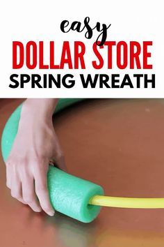 Easy Door Wreaths, Pool Noodle Diy, Bestie Crafts, Cheap Christmas Wreaths, Pool Noodle Christmas Wreath, Spring Wreaths For Front Door Diy, Pool Noodle Hacks, Front Door Wreaths Diy, Pool Noodle Wreath