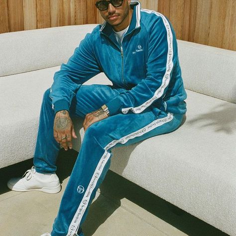 Sergio Tacchini (@sergiotacchini) • Instagram photos and videos Tracksuit Men Outfit, Designer Tracksuits For Men, Stray Aesthetic, Men Tracksuit Outfit, Sergio Tacchini Tracksuit, Artist Uniform, Hbcu Drip, Hypebeast Men, Luxury Tracksuit