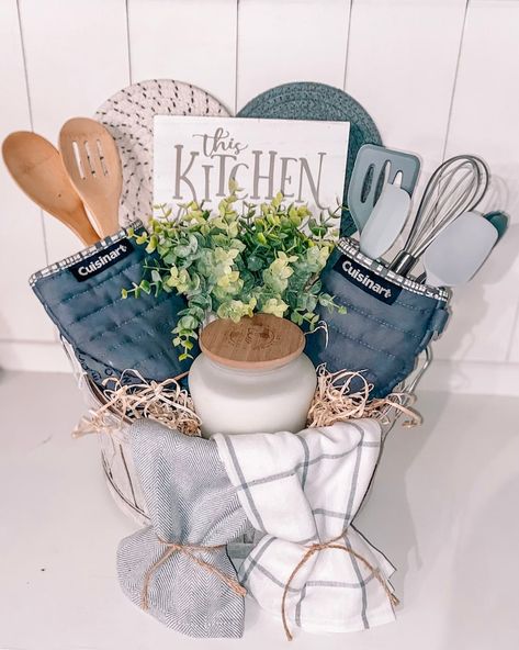 Kitchen/housewarming Gift Basket, Housewarming, Gift Basket, Luxury Gift , Mothers Day , Gift Baskets, Gifts for Women, Kitchen Gift Basket - Etsy Entertaining Gift Basket Ideas, Useful Gift Basket Ideas, Kitchen Utensil Gift Basket, Prize Gift Basket Ideas, Home Warming Basket, Home Warming Gifts Basket, Mothers Day Gift Baskets, Cooking Gifts Basket, Adult Gift Basket