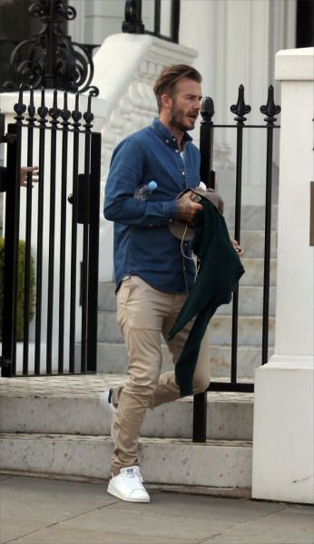 David Beckham Style Outfits, David Beckham Photos, David Beckham Style, Herren Style, Romeo Beckham, Beckham Style, Mode Casual, Mens Fashion Casual Outfits, Stylish Mens Outfits