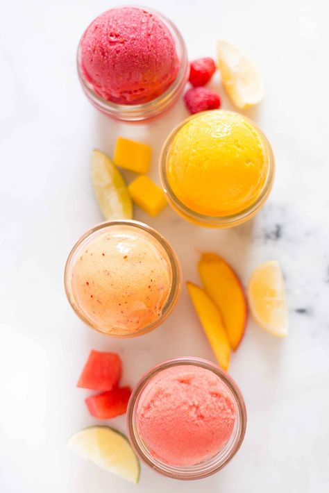 Fruit Sorbet Recipe, Smoothie Aesthetic, Homemade Sorbet, Watermelon Sorbet, Sorbet Ice Cream, Fruit Sorbet, Sorbet Recipes, Ice Cream Popsicles, Ice Cream Desserts