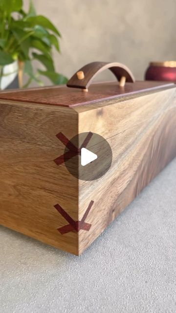 Wooden Box Plans, Wooden Box Crafts, Wood Box Design, Wooden Box Diy, Custom Wooden Boxes, Small Wood Box, Custom Wood Boxes, Wooden Box Designs, Wooden Tool Boxes