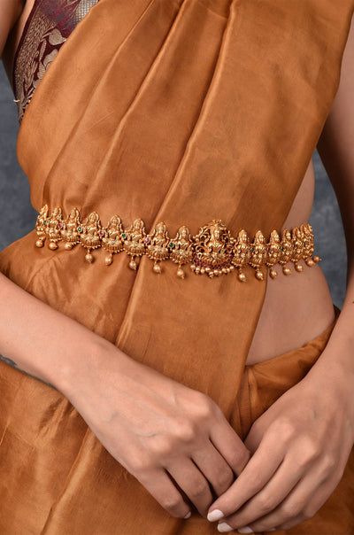 Gold Waist Belt Indian Bridal, Waist Belt For Saree Gold, Gold Waist Belt Indian, Waist Belt For Saree, Waist Chain Indian, Lehenga Skirts, Temple Work, Gold Waist Belt, South Indian Temple