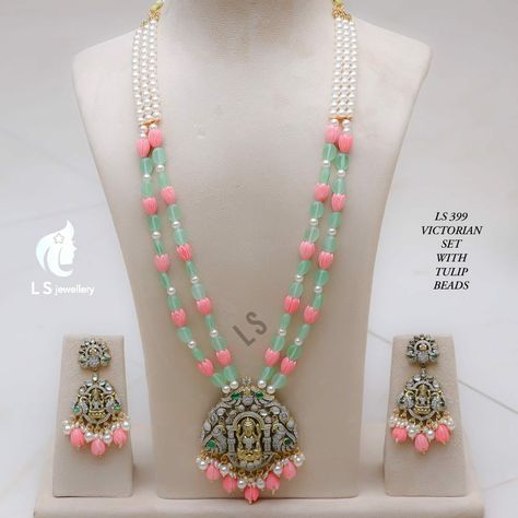 For order whatsapp 7680871433 Tulip Beads Jewellery, Tulip Beads, Pearl Jewelry Design, Beads Mala, Fancy Jewellery Designs, Beaded Necklace Designs, Black Beaded Jewelry, Beads Jewellery, Pearl Jewelry Sets