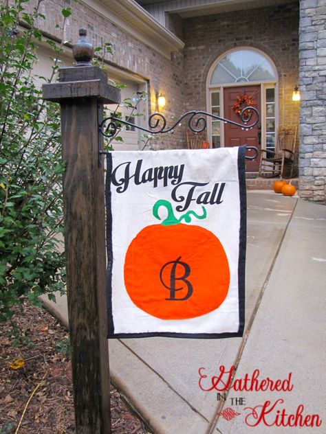 Fall Garden Flags Diy, Garden Flags Ideas Front Porches, Garden Flags Ideas, Witch Hat Wreath, Garden Flag Holder, Craft Room Organization Diy, Hat Wreath, Fall Garden Flag, Flag Holder