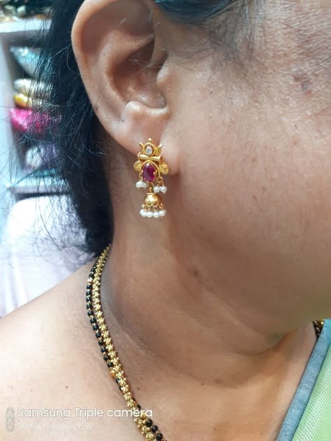 Earrings Gold Stud Earrings Set, Small Gold Buttalu Designs, Hear Rings Ears Gold, Small Ear Rings Gold, Small Jhumkas Gold, Ear Studs Indian Gold, Small Buttalu Earrings Gold, Small Gold Earrings Indian, Ear Tops Gold Indian