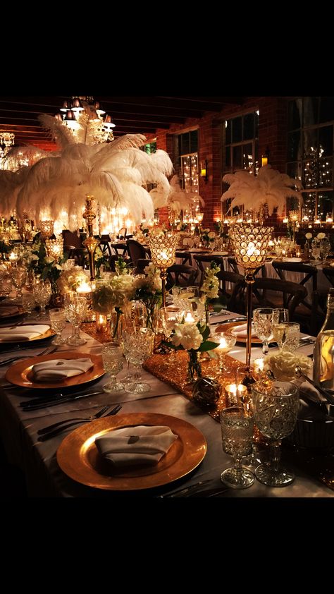 Gatsby Decoration Party, Great Gatsby Food Table Decor, The Great Gatsby Party Decorations, Wedding Masquerade Theme, Elegant Gatsby Wedding, African Wedding Decorations Ideas, Roaring 20s Prom Theme Decor, Wedding Great Gatsby Theme, Great Gatsby Garden Party