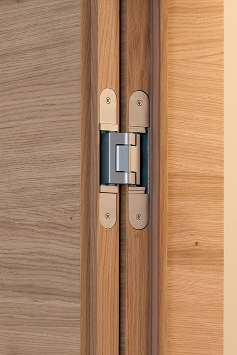 Concealed Hinge Open 180 degrees Concealed Door Hinges, Hidden Door Hinges, Concealed Door, Barn Door Hinges, Hidden Doors, Joinery Details, Door Detail, Flush Doors, Door Design Modern