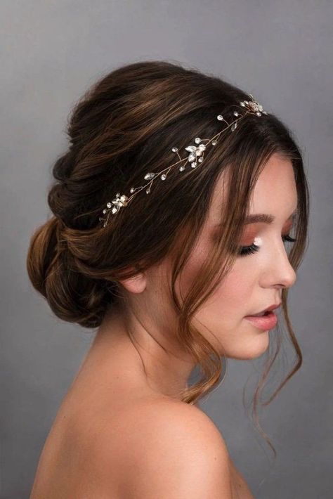 Bridal Hair Updo With Hairpiece, Low Bun Hairstyles Wedding Indian, Bridal Bun Hairstyles Indian, Fancy Bun, Hairstyle Bridesmaid, Bridle Dress, Cute Wedding Hairstyles, Wedding Hair Up, Hairdo Wedding