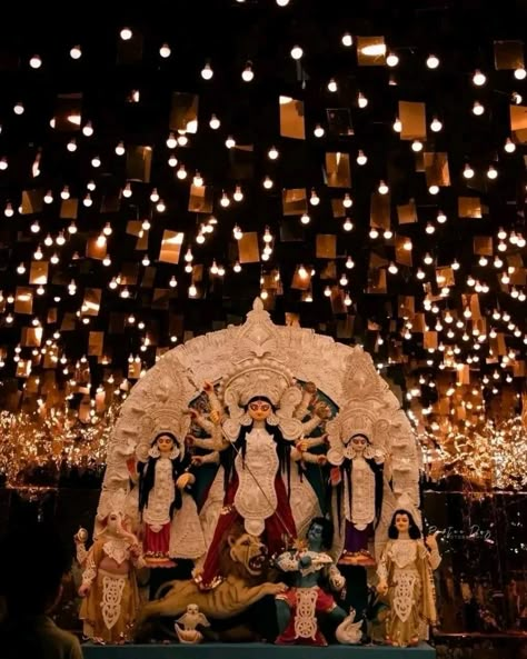 Durga Puja Aesthetic Pic, Durga Puja Wallpaper Aesthetic, Maa Durga Asthetic Pic, Durga Puja Aesthetic Wallpaper, Durga Maa Aesthetic Wallpaper, Durga Pujo Aesthetics, Durga Puja Kolkata Aesthetic, Durga Maa Hd Wallpaper Bengali, Maa Durga Kolkata Photography