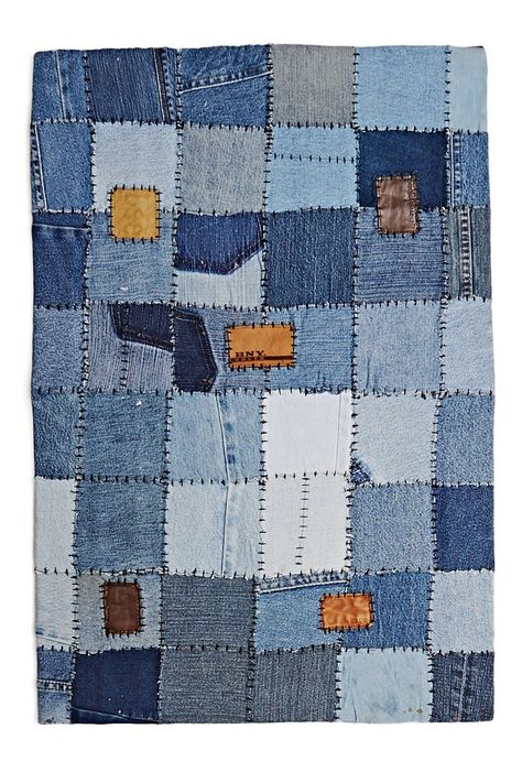 Denim Quilts, History Of Quilting, Making Quilts, Quilt Bag, Rose Quilt, Denim Art, Quilt Square Patterns, India Flag, Fabric Embellishment