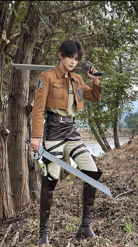 Eren Jaeger Cosplay, Attack On Titan Costume, Aot Cosplay, Levi Cosplay, Belle Cosplay, Streaming Anime, Snk Cosplay, Disney Princess Quotes, Eren X Mikasa