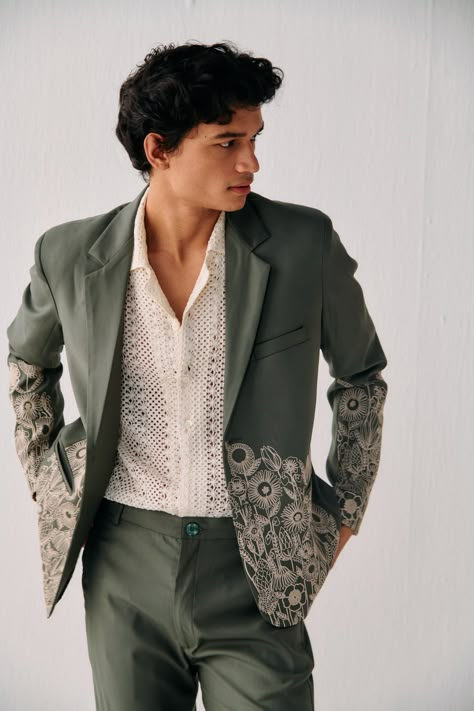 Beach Wedding Suit, Sage Green Blazer, Casual Wedding Suit, Indian Wedding Suits Men, Beach Wedding Suits, Indian Wedding Clothes For Men, Wedding Kurta For Men, Wedding Dresses Men Indian, Embroidered Blazer