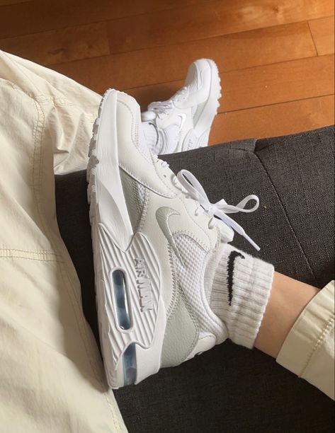 Nike Air Max Aesthetic, Air Max Excee Outfits, Nike Air Max Excee Outfits, White Shoes Aesthetic, 2025 Motivation, Airmax Excee, Nike Workout Shoes, Air Max Style, Sports Outfit