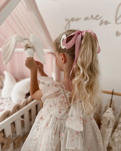 A real life BARBIE in our Flora Dress 😍😍 Absolutely beautiful!! @_sandra_drz @mikandme_ Cute Daughters, Alexa Core, Toddler Wedding Dress, Real Life Barbie, Wedding Dresses For Kids, Flora Dress, Princess Baby, Cute Princess