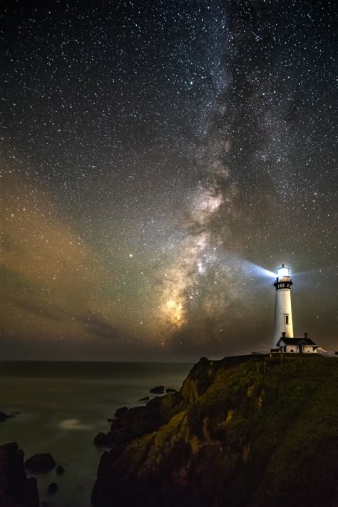 Pigeon Point Lighthouse and the Milky Way. Lighthouses Photography, Lighthouse Photos, Lighthouse Painting, Lighthouse Pictures, Beautiful Lighthouse, Light Houses, The Milky Way, The Lighthouse, Light House