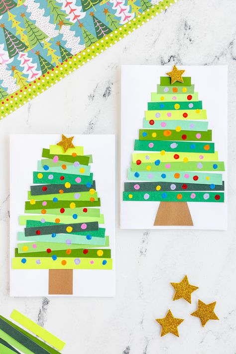 Year 4 Christmas Craft, Christmas Crafts For Year 4, Holiday Card Kids Craft, Kids Made Christmas Cards, Crafts For Kids New Years, Christmas Decorations Kids Crafts, Christmas Dye For Kids, Rolled Paper Christmas Tree, Christmas Tree Decoration Kids Craft