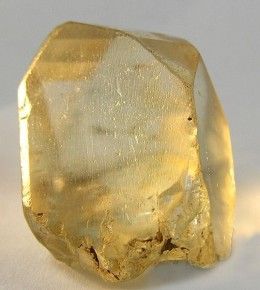 Yellow Topaz Sagittarius Birthstone, Aries Birthstone, Healing Magic, Yellow Gems, Lucky Stone, Gold Aesthetic, Yellow Gemstones, Meditation Crystals, Yellow Stone