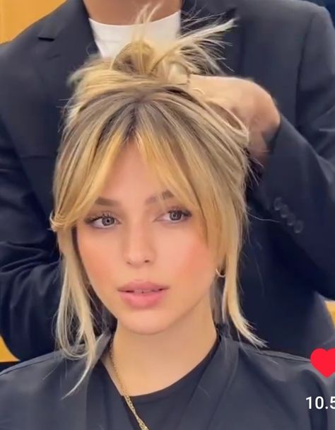 Fringe And Side Bangs, Balayage Side Bangs, Haircuts With A Fringe, Haircut Long Fringe, Long Face Frame Bangs, Parted Fringe Hairstyles, Bardot Fringe Long Hair, Curtain Bangs On Long Face, Bangstyle Hair Long Side Part