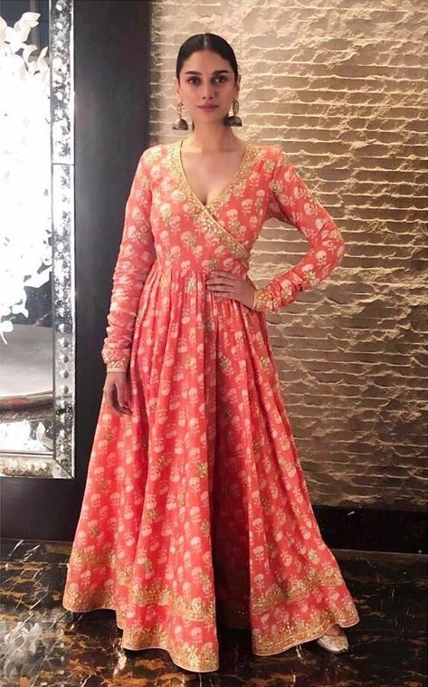 Sabyasachi Dress, Banarasi Gown, Aditi Rao, Indian Designer Suits, Indian Gowns Dresses, Indian Gowns, Ethnic Outfits, Party Wear Indian Dresses, Dress Indian Style