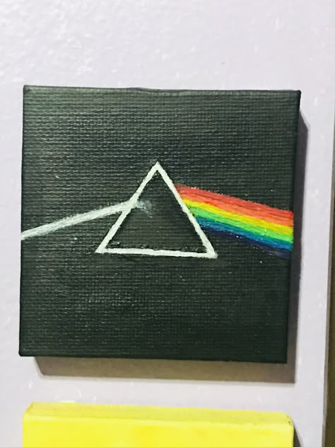 Mini Canvas Album Covers, Pink Floyd Drawing Easy, Easy Paintings Square Canvas, Tony Canvas Painting Ideas, Draw Album Cover, Painting Ideas Music Albums, Painting Music Albums, Album Covers Painting On Canvas, Painted Album Covers On Canvas