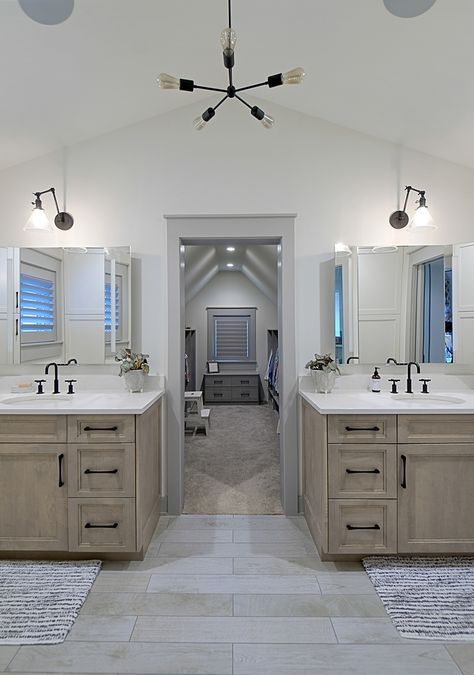 1 Sink Master Bath, Separate Sinks Master Bath, Master Bath Ideas His And Her, Split Sink Master Bath, Dual Sink Master Bath, Master Bath With Gray Cabinets, Farmhouse Modern Master Bath, Seperate Sinks Master Bath, Master Bath With Two Vanities