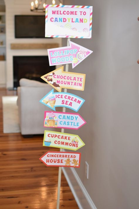 Fourever Sweet, Candy Theme Classroom, Candyland Party Theme, Candy Land Birthday, Candy Castle, Candy Theme Birthday Party, Candy Themed Party, Candy Land Birthday Party, 4th Birthday Party