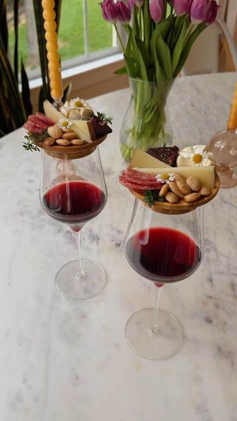 Carolyn Covington | American Wine Girl ™ | Wine Glass Charcuterie Topper 🍷✨Comment WINE and I’ll send you the link to these! The link is also posted in my stories! 🔗 I love these… | Instagram Wine Pairing Small Plates, Wine Bar At Wedding, Wine Bar Set Up For Party, Charcuterie Wine Glass Ideas, Charcuterie Wine Glass Topper, Charcuterie Wine Topper, Wine Event Ideas, Wine Tablescape, Wine Tasting Snacks