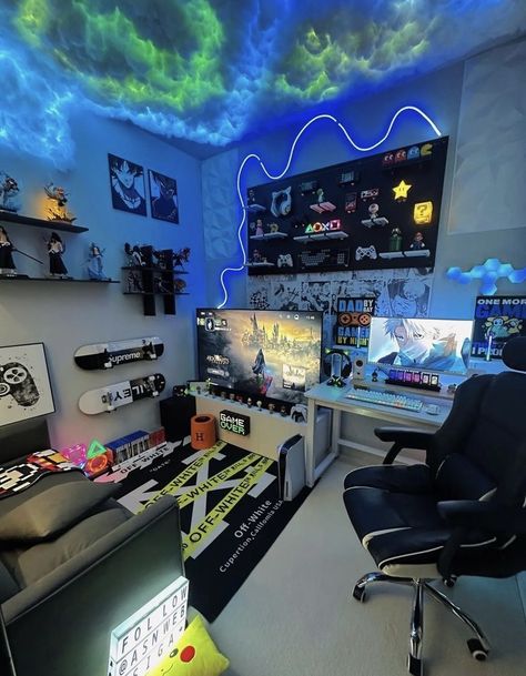 Nerd Game Room, Small Room Setup, Games Room Inspiration, Gaming Bedroom, Gamer Bedroom, Small Game Rooms, Boys Bedroom Makeover, Video Game Room Design, Bedroom Setup