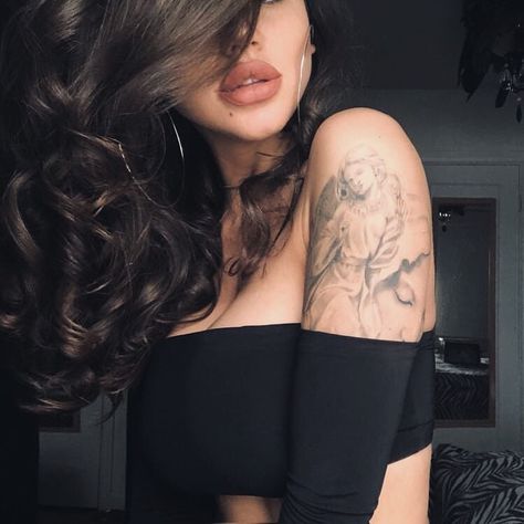 ♡ ; Pinterest : @ XOkikiiii Tattoo Sleeve Women, Pinterest Tattoos, Face Tats, Adam Cole, Women Face, Sleeve Tattoos For Women, Dope Tattoos, Tattoo Sleeve, Sleeve Women