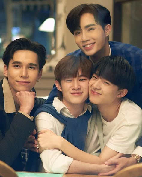 Cutie Pie The Series, Actors Funny, Actor Picture, Gmmtv Actors, Handsome Actors, Thai Drama, Man In Love, Asian Actors, Cutie Pie