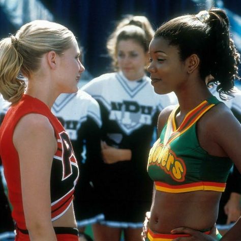 Cheer Captain, Hot Halloween Outfits, Teen Movies, Cultural Appropriation, Gabrielle Union, Chick Flicks, Valley Girls, Black Person, Kirsten Dunst