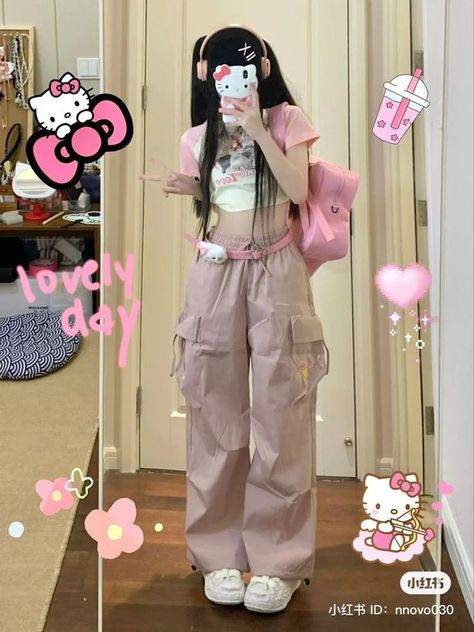 Y2k Sanrio Outfits, Alt Kawaii Outfits, Kawaii Outfits Pants, Cute Pink Outfit Ideas, Cutecore Outfit With Pants, Sanrio Outfit Ideas, Shibu Kawaii, Cutecore Outfit Ideas, Casual Kawaii Outfits