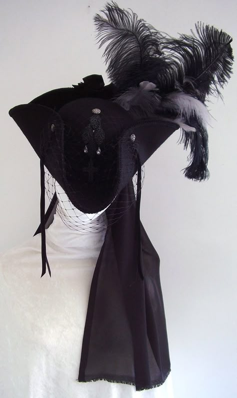 Veil Black, Pirate Dress, Steampunk Pirate, Riding Habit, Pirate Outfit, Pirate Hat, Tulle Veil, Goth Steampunk, Riding Hats