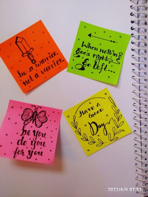 Stick Notes Quotes, Motivational Quotes On Sticky Notes, Stick Notes Ideas Wall Study, Sticky Notes Aesthetic Drawing, Sticky Notes Aesthetic Art, Sticky Notes Quotes Aesthetic, Cute Sticky Notes Quotes, Sticky Notes Motivation Wall, Stick Notes Ideas Wall