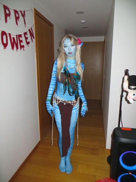 Navi Halloween Costume, Avatar Navi Cosplay, Avatar Navi Costume, Movie Cosplay Ideas, Avatar Costume Ideas, Avatar Halloween Costumes Women, Avatar Costume Women, Avatar Outfit Ideas, Avatar Halloween Costumes