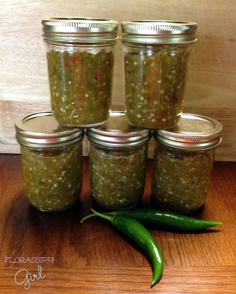 Florassippi Girl: Mixed Pepper Relish Pickle Relish Recipe, Hot Pepper Relish, Hot Pepper Recipes, Jalapeno Relish, Cucumber Onion, Pepper Relish, Relish Recipe, Jalapeno Pepper, Jalapeno Recipes