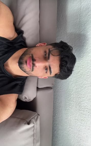 Men With Black Hair And Green Eyes, Male Beard Style, Moroccan Men Handsome, Arab Man Aesthetic, Beard And Hairstyle For Men, Desi Hairstyles, Muslim Beard, Buzz Cut With Beard, Arab Boys